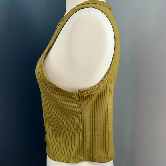 Forever 21 Olive Ribbed Cropped Tank Size Large - Picture 5 of 7